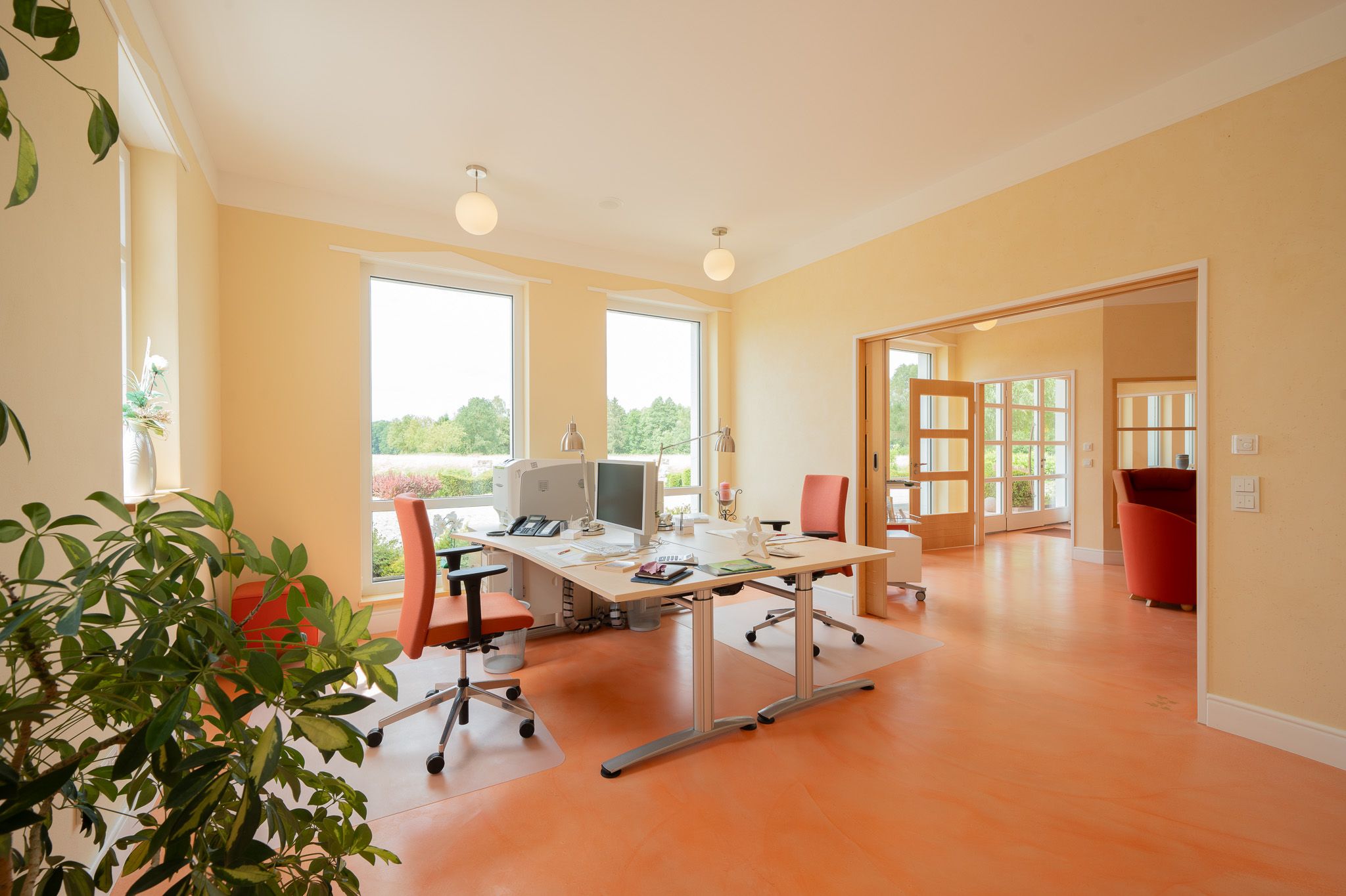 Büro im Bestattungshaus Radermacher in Lügde-Sabbenhausen